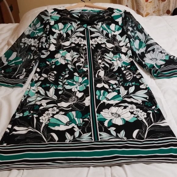 Black floral cocktail dress - Picture 2 of 2